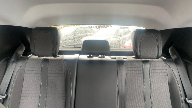 Peugeot 208 1.2 PureTech 100 Allure Premium + 5dr Petrol Hatchback